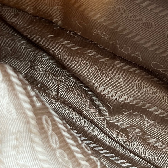 Prada Tessuto Re-Edition 2000 Mini Hobo - Picture 6 of 11